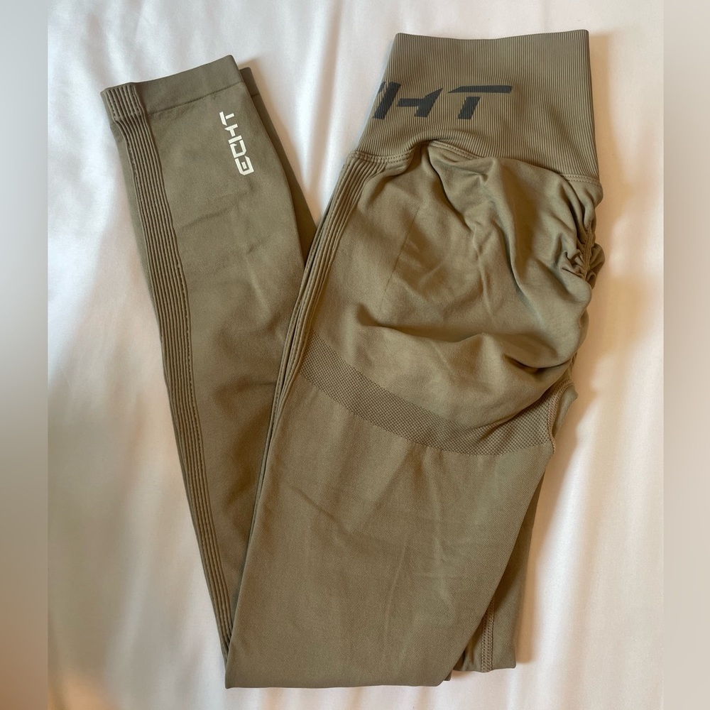 ECHT Scrunch Leggings